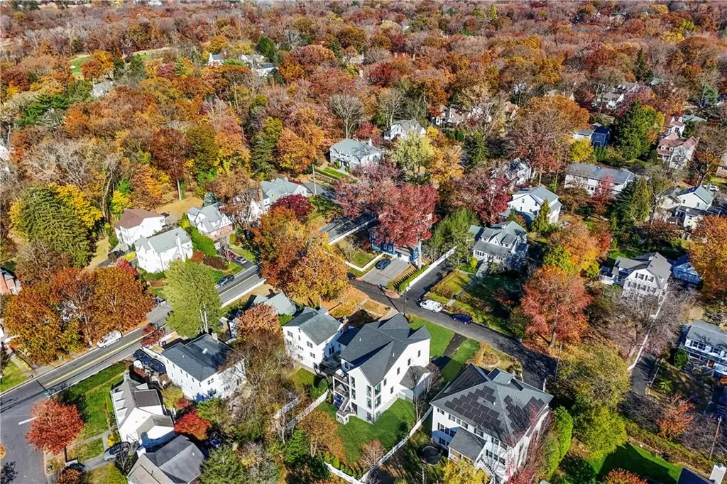 7 Hudson Place Larchmont NY 10538