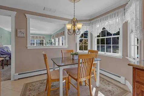 10 Morris Avenue Lake Grove NY 11755