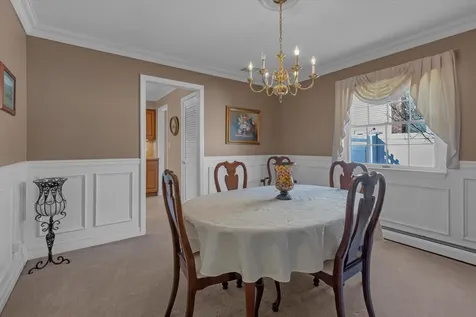 10 Morris Avenue Lake Grove NY 11755