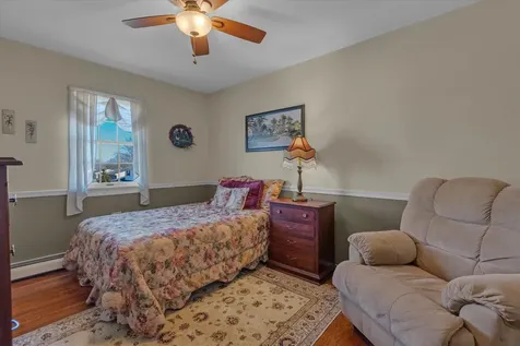 10 Morris Avenue Lake Grove NY 11755