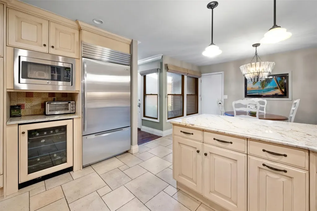 39 Hunt Drive Jericho NY 11753