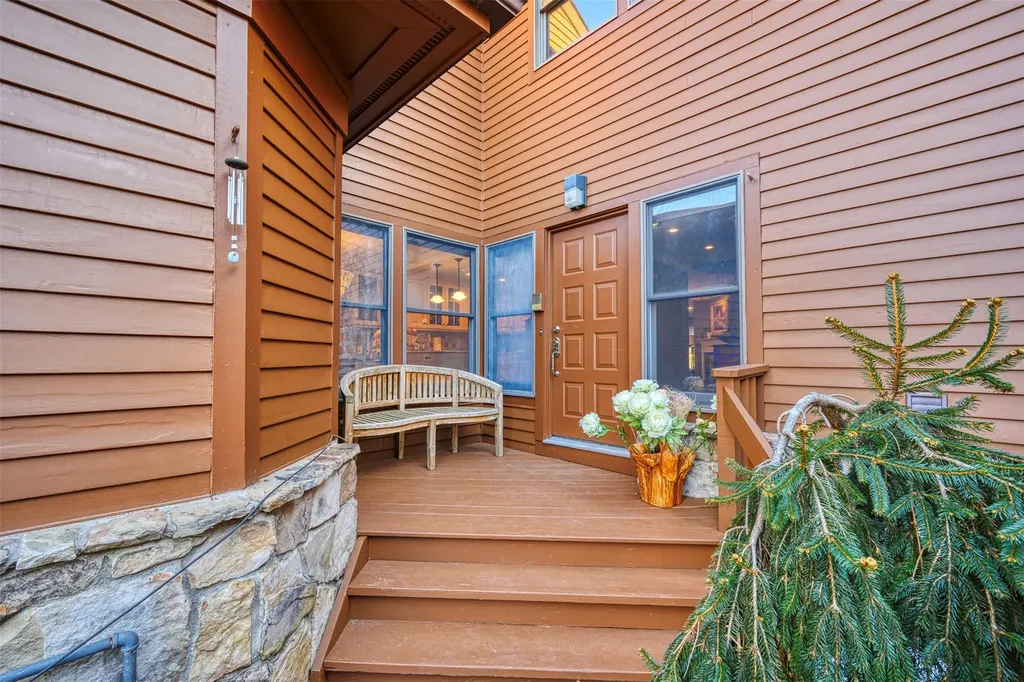 39 Hunt Drive Jericho NY 11753