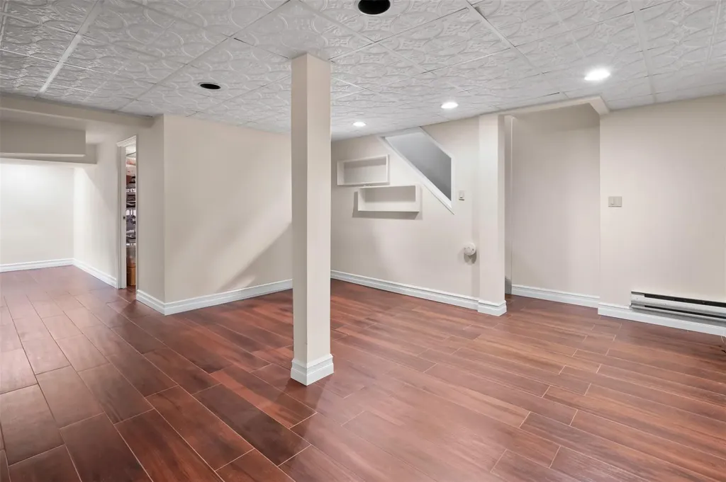 39 Hunt Drive Jericho NY 11753