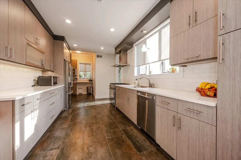 485 Arlington Road Cedarhurst NY 11516