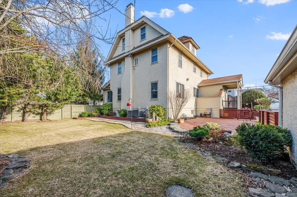 485 Arlington Road Cedarhurst NY 11516