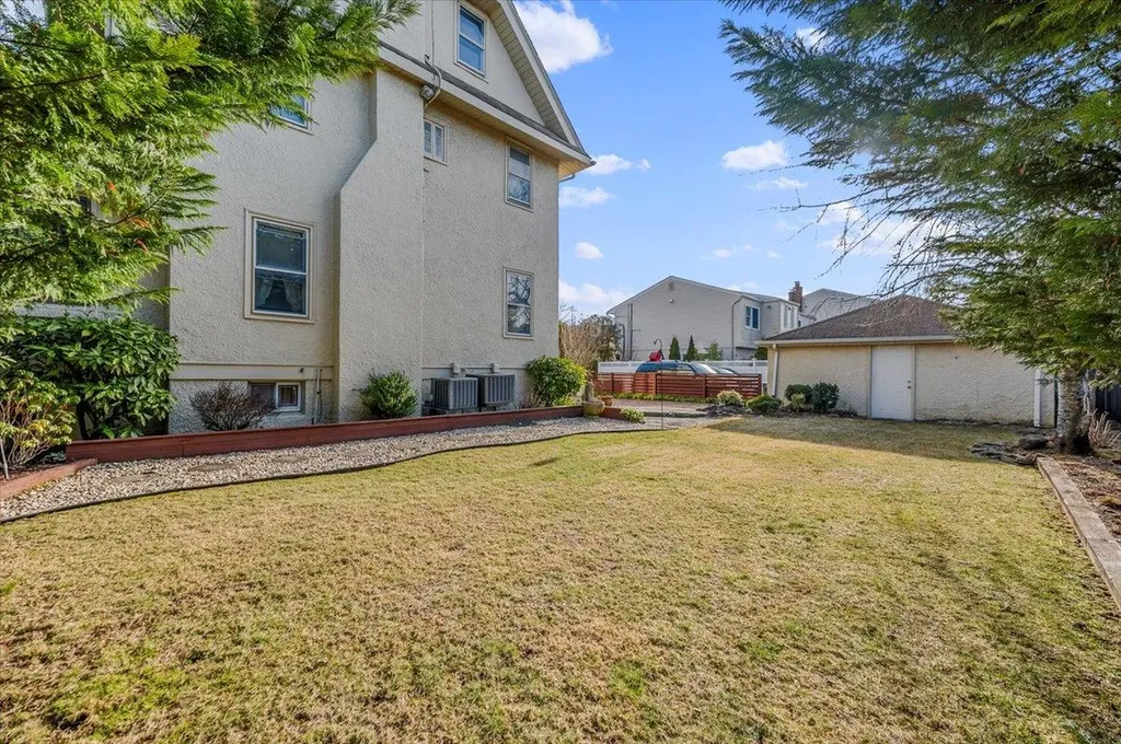 485 Arlington Road Cedarhurst NY 11516