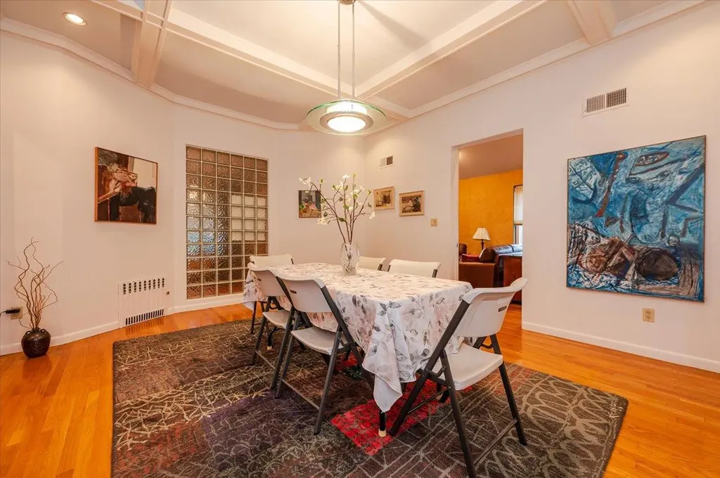 485 Arlington Road Cedarhurst NY 11516