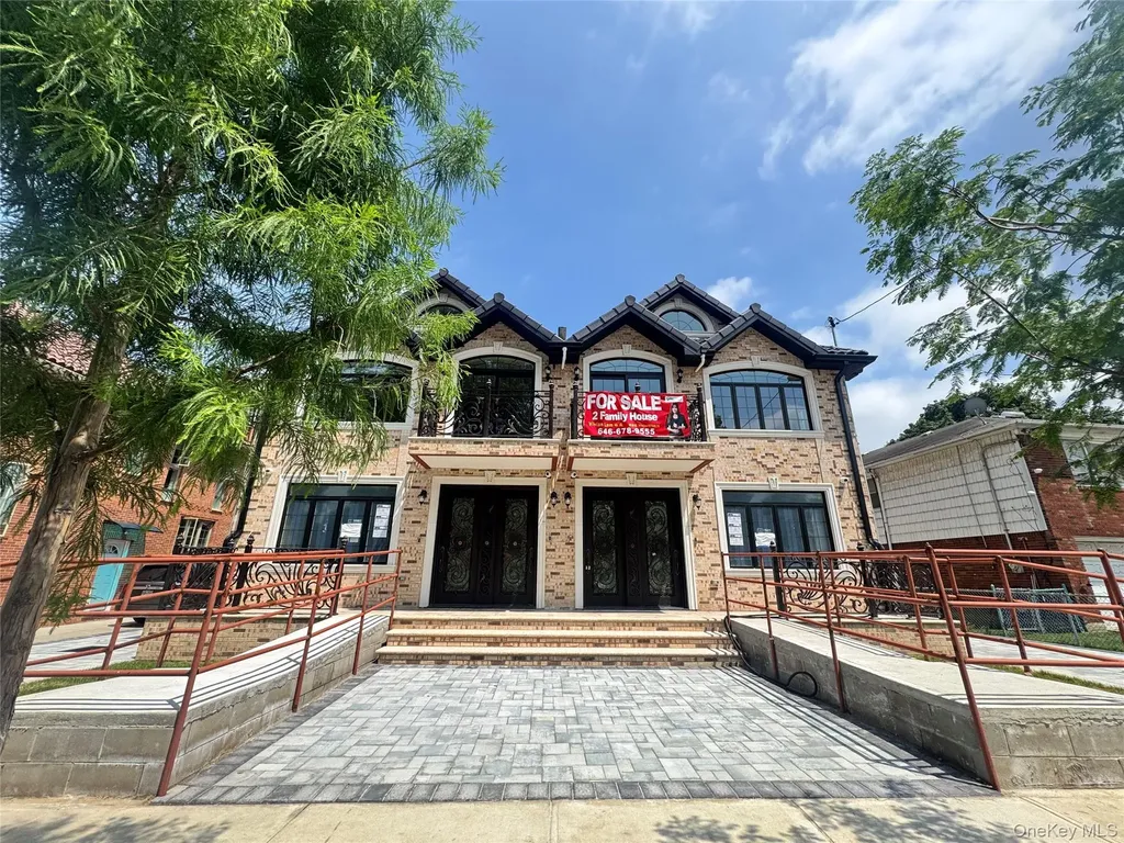 71-37 166 Street Fresh Meadows NY 11354
