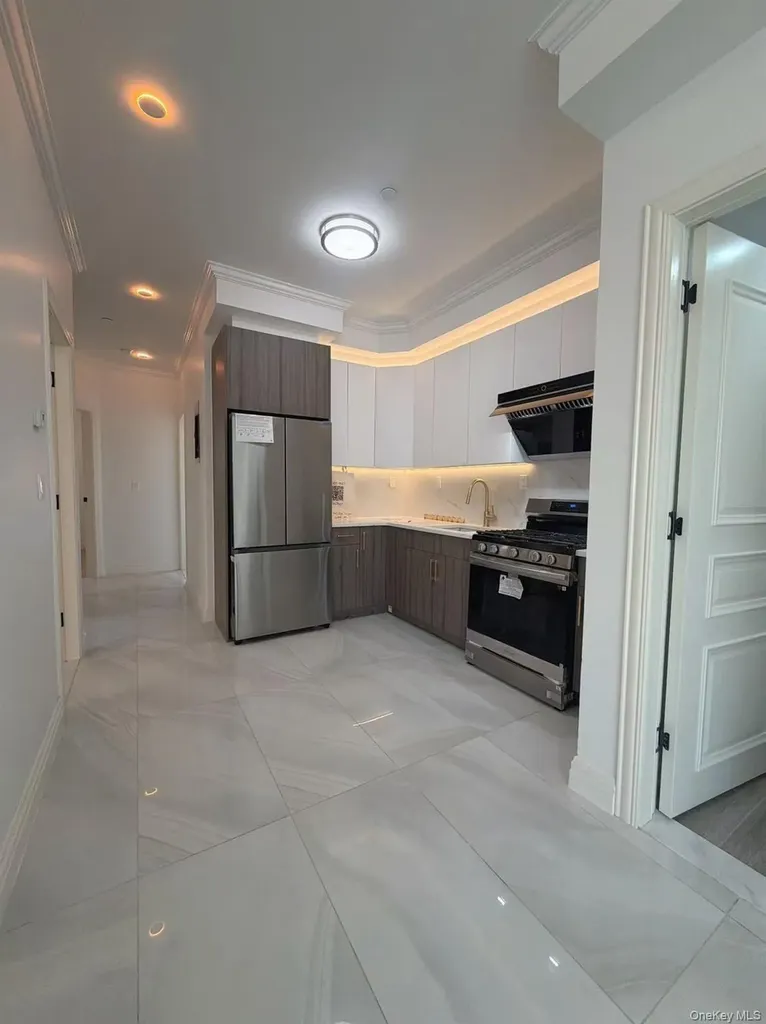 71-37 166 Street Fresh Meadows NY 11354