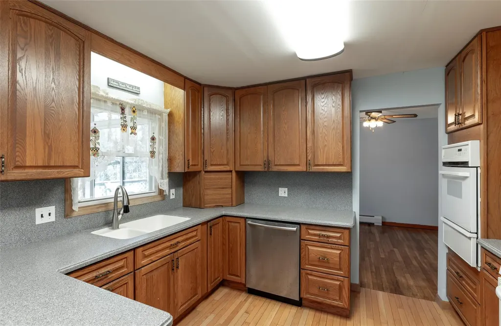 4 Laura Lane Spring Valley NY 10977