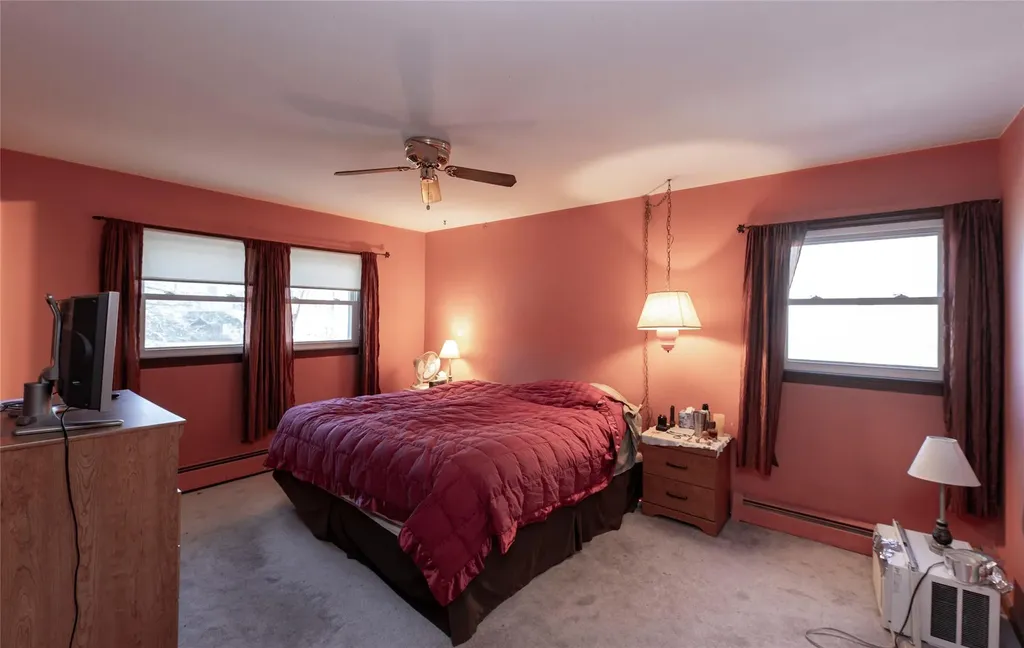 4 Laura Lane Spring Valley NY 10977