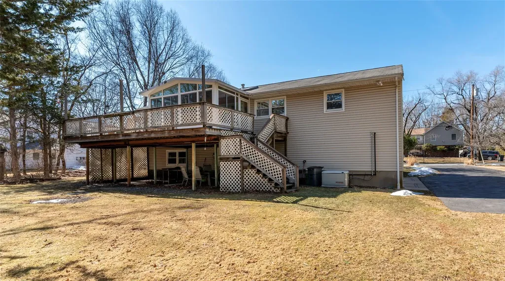 4 Laura Lane Spring Valley NY 10977