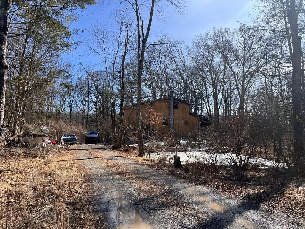 2439 Bruynswick Road Wallkill NY 12589