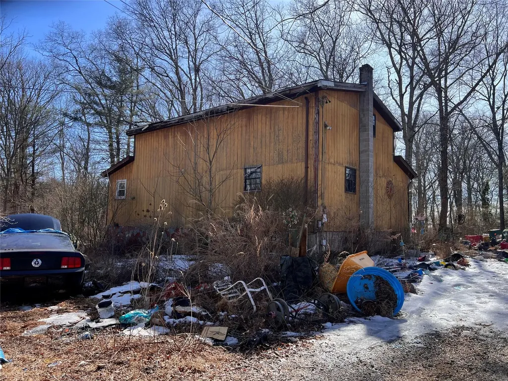 2439 Bruynswick Road Wallkill NY 12589