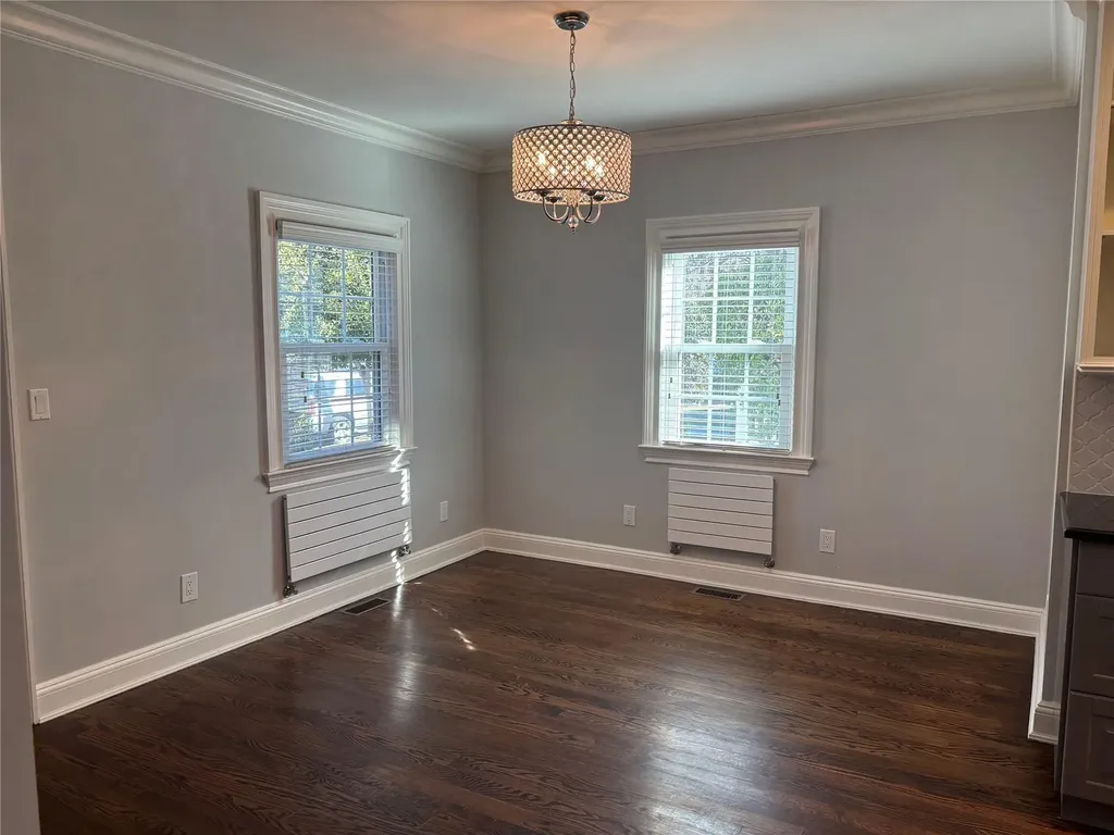 152 Webster Avenue Manhasset NY 11030
