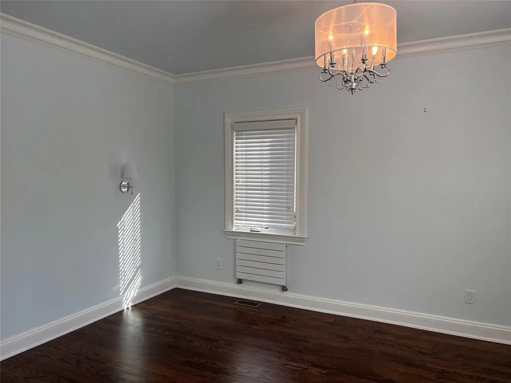 152 Webster Avenue Manhasset NY 11030