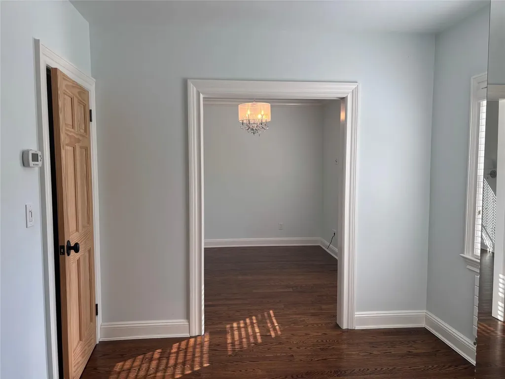152 Webster Avenue Manhasset NY 11030