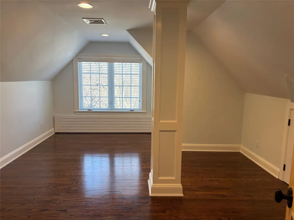 152 Webster Avenue Manhasset NY 11030