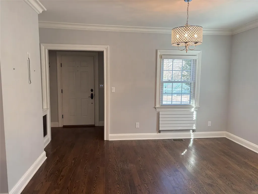152 Webster Avenue Manhasset NY 11030