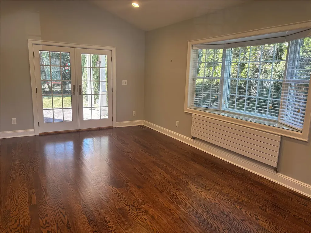 152 Webster Avenue Manhasset NY 11030