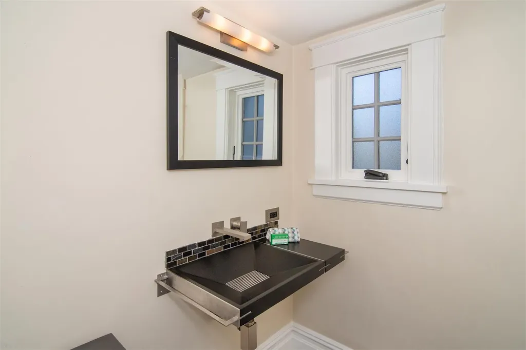 400 Highbrook Avenue Pelham NY 10803