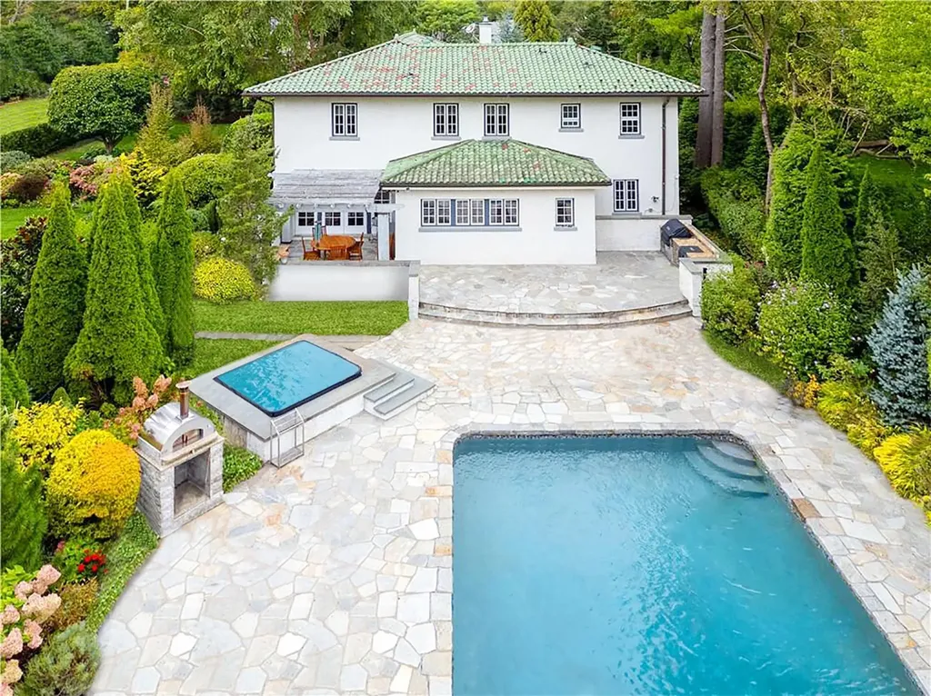 400 Highbrook Avenue Pelham NY 10803