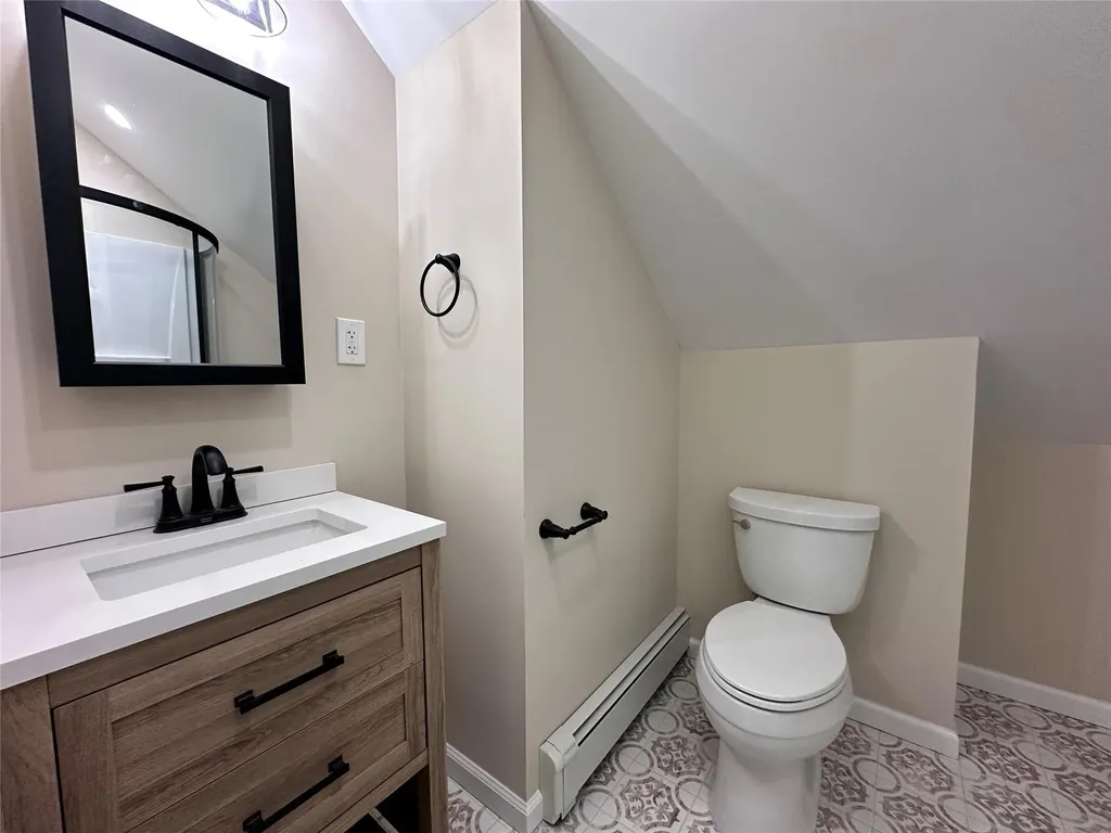 1073 Sipp Avenue Medford NY 11763