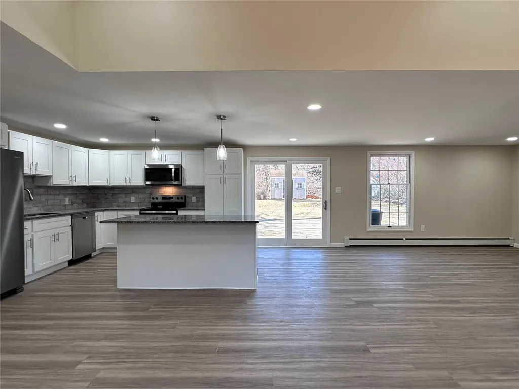 1073 Sipp Avenue Medford NY 11763