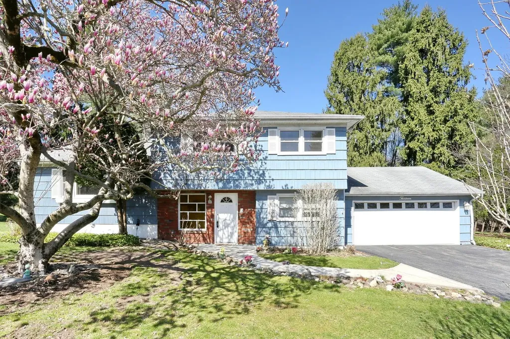 13 Barnacle Drive Spring Valley NY 10977