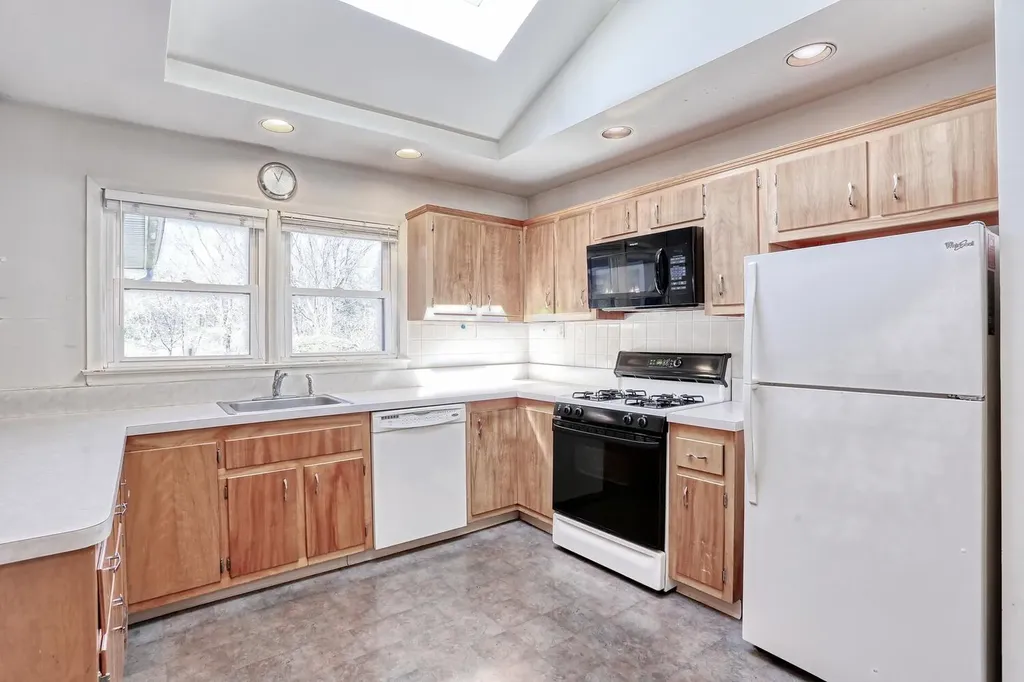 13 Barnacle Drive Spring Valley NY 10977