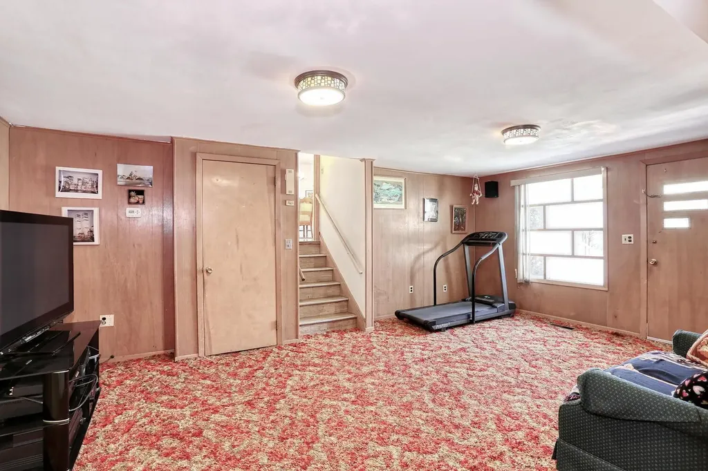 13 Barnacle Drive Spring Valley NY 10977