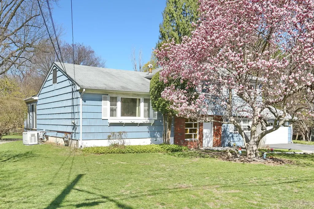13 Barnacle Drive Spring Valley NY 10977