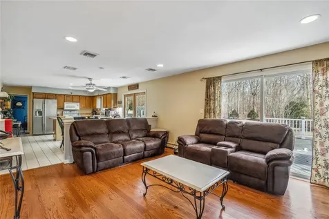 297 Mount Sinai Coram Road Mount Sinai NY 11766