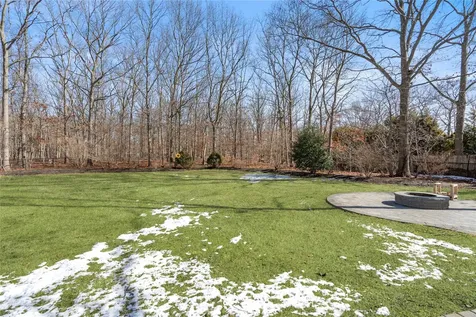 297 Mount Sinai Coram Road Mount Sinai NY 11766