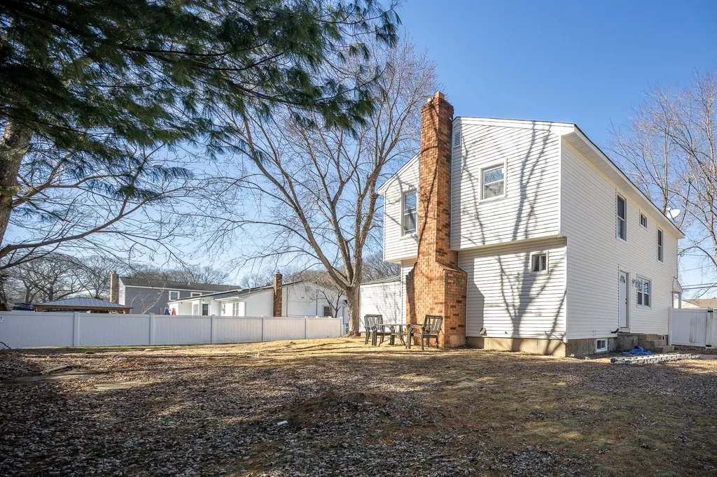 6 Spruce Street Centereach NY 11720