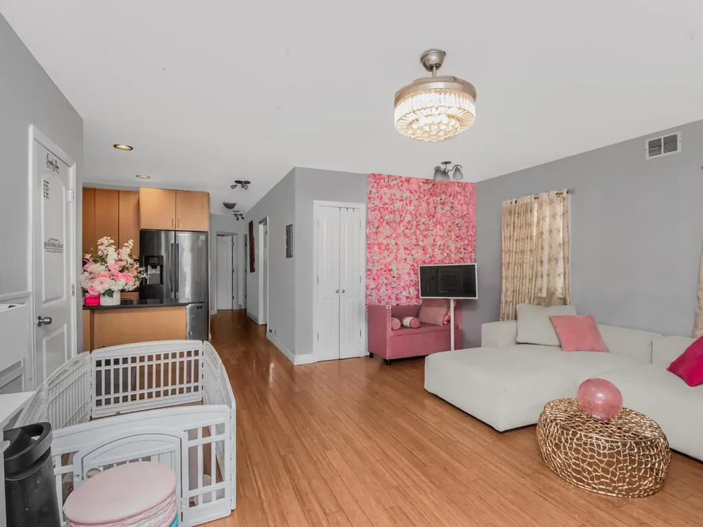 239 Hosmer Avenue Bronx NY 10465