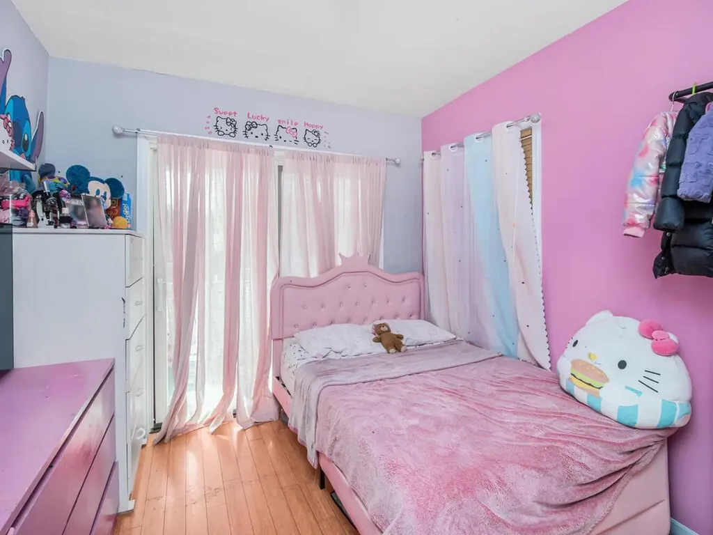 239 Hosmer Avenue Bronx NY 10465
