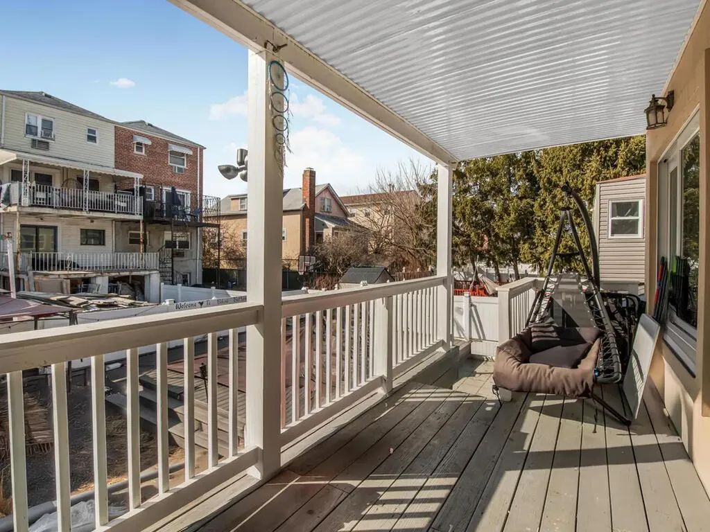 239 Hosmer Avenue Bronx NY 10465