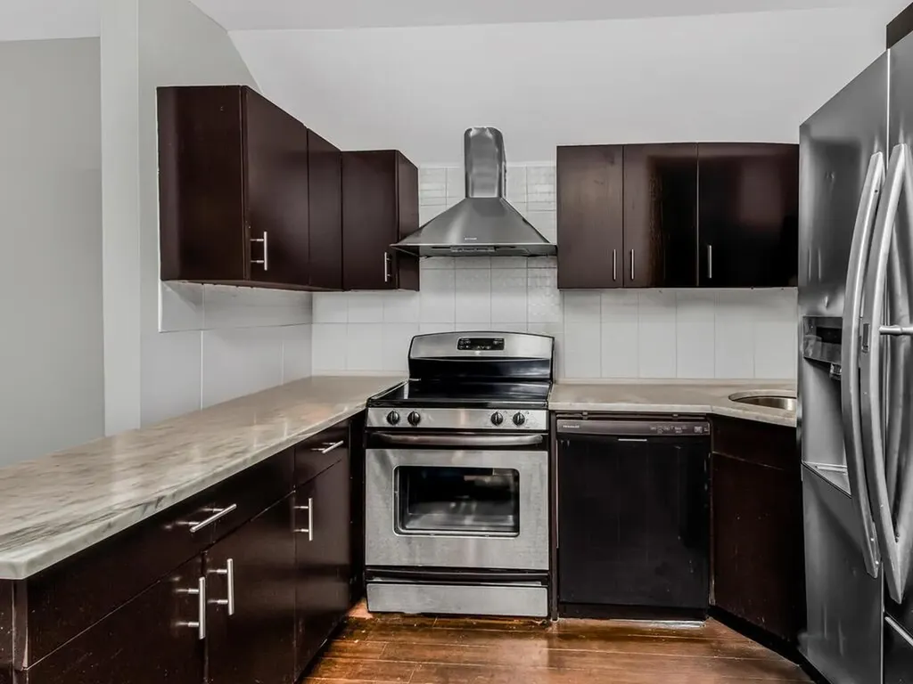 239 Hosmer Avenue Bronx NY 10465