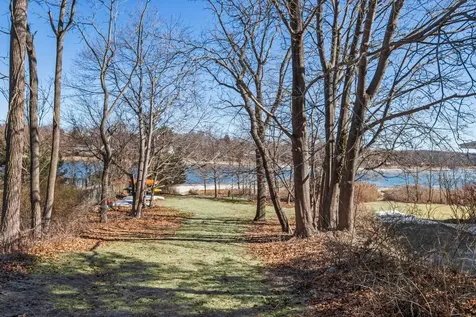 15 Cemetery Lane Setauket NY 11733