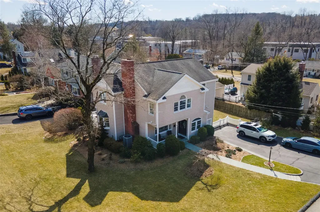 26 Bradford Street Hawthorne NY 10532