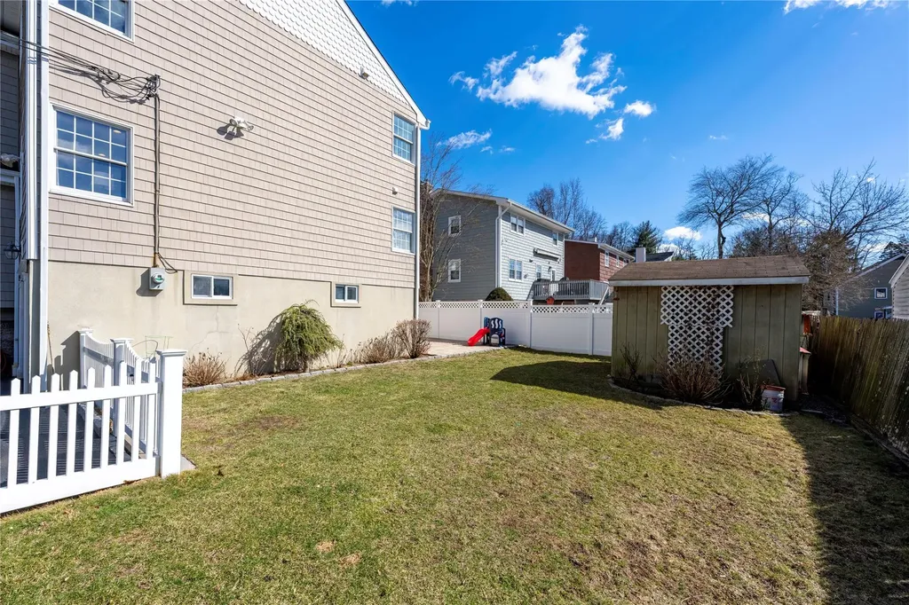 26 Bradford Street Hawthorne NY 10532