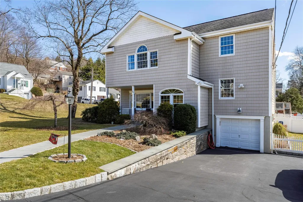 26 Bradford Street Hawthorne NY 10532