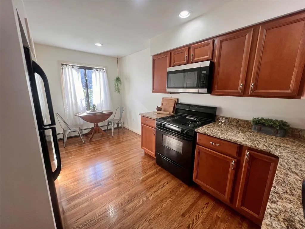 29 Sycamore Drive Beacon NY 12508