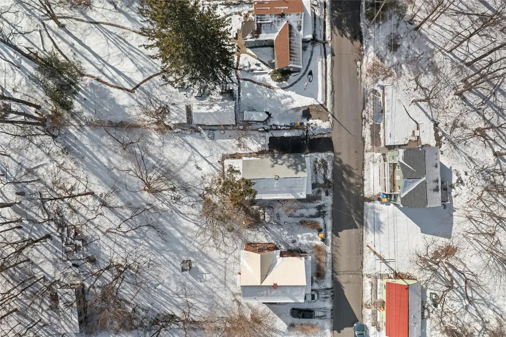 88 3rd Avenue Kingston NY 12401