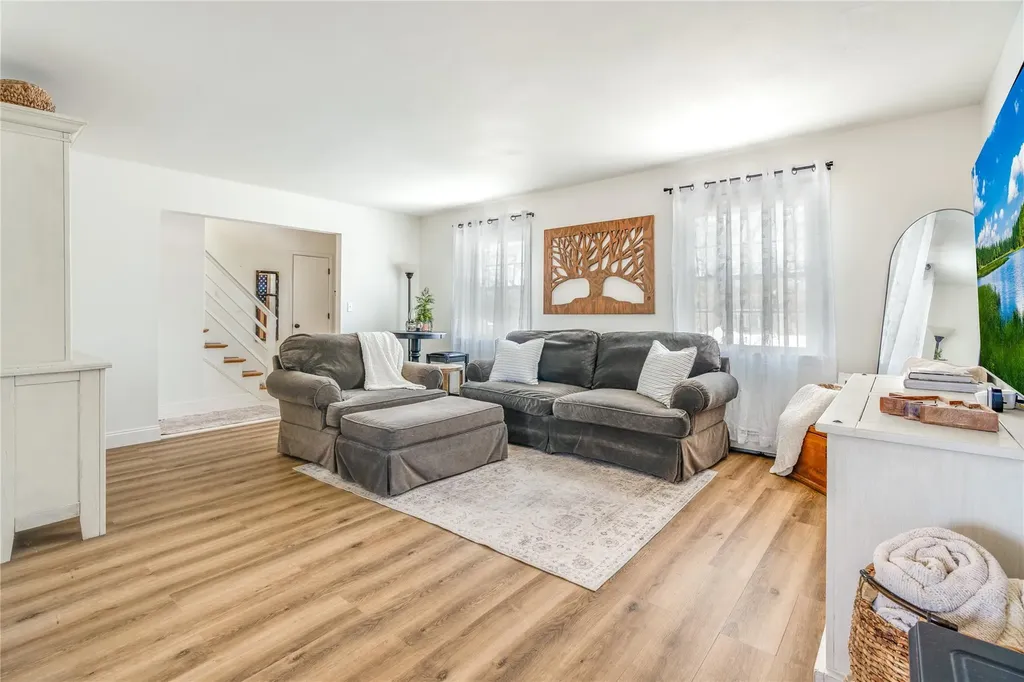 157 Bart Drive Poughkeepsie NY 12603