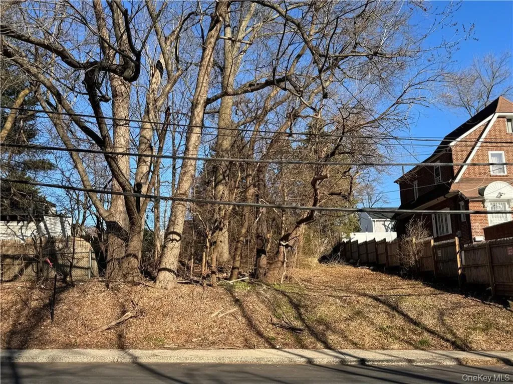 824 Saw Mill River Road Yonkers NY 10710