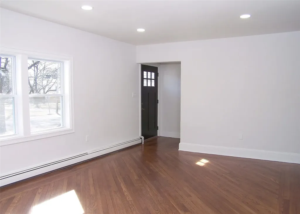 357 Twin Bark Avenue Holbrook NY 11741