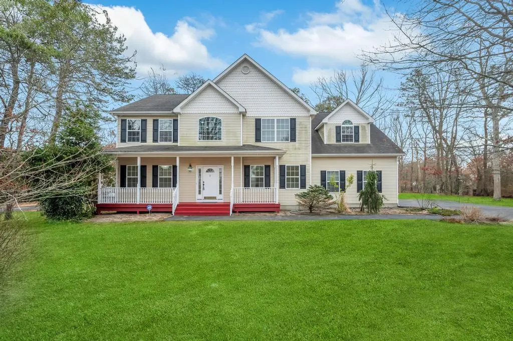 2 Sabrina Drive Brookhaven NY 11941