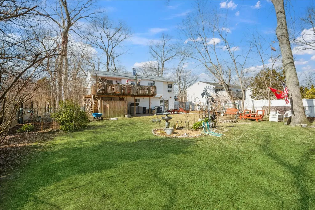 29 17th Avenue Ronkonkoma NY 11779